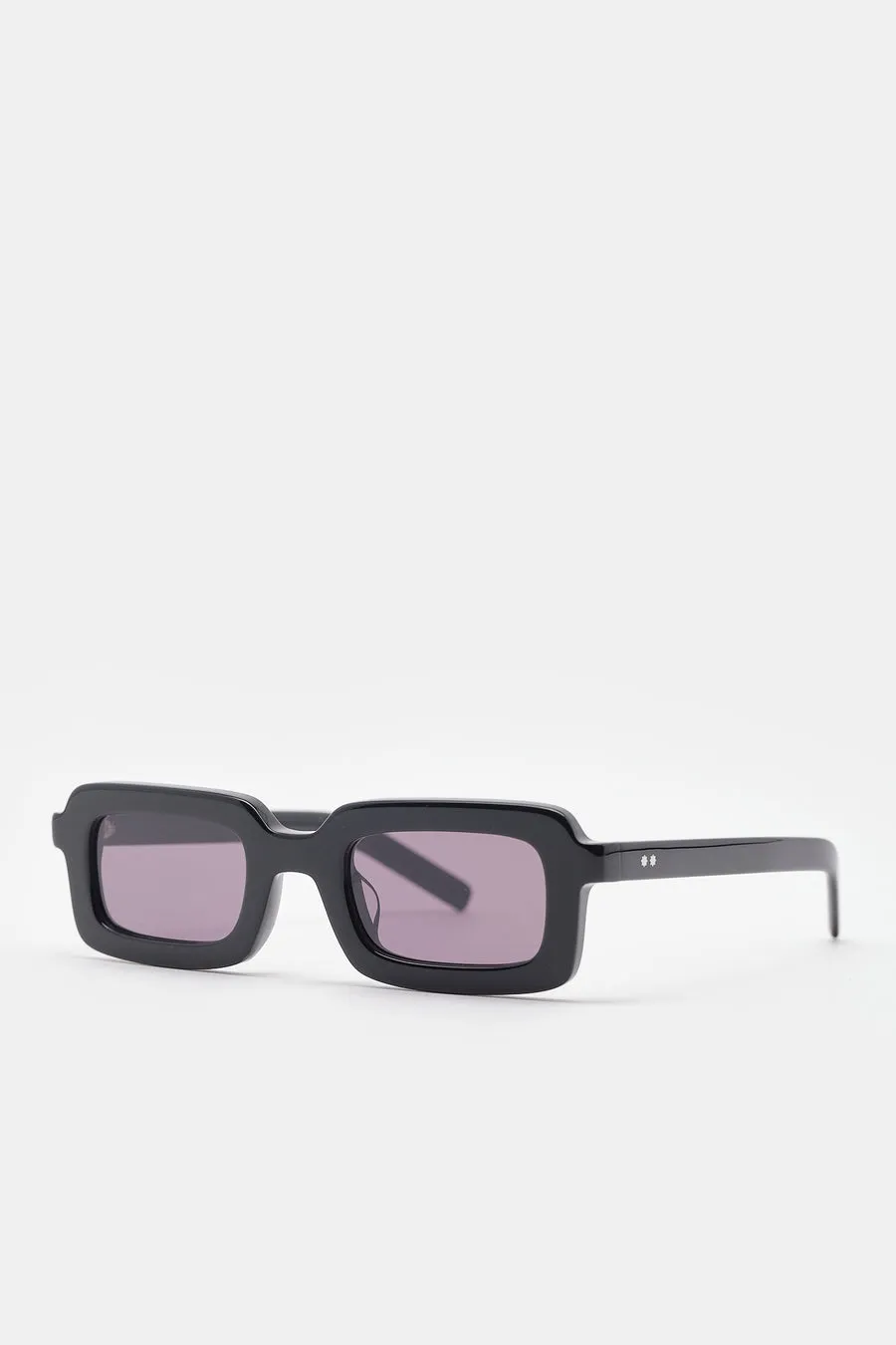 Akila Eos Sunglasses in Black