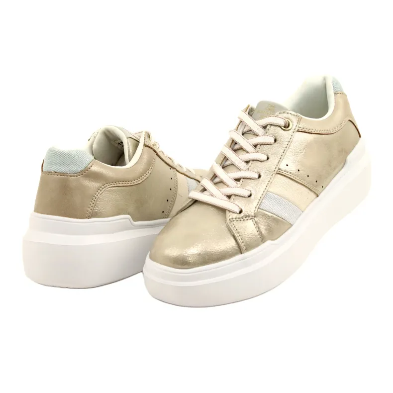 American Club RH68 / 22 Sports sneakers with a thick sole golden