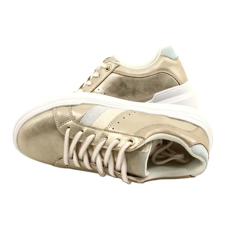 American Club RH68 / 22 Sports sneakers with a thick sole golden