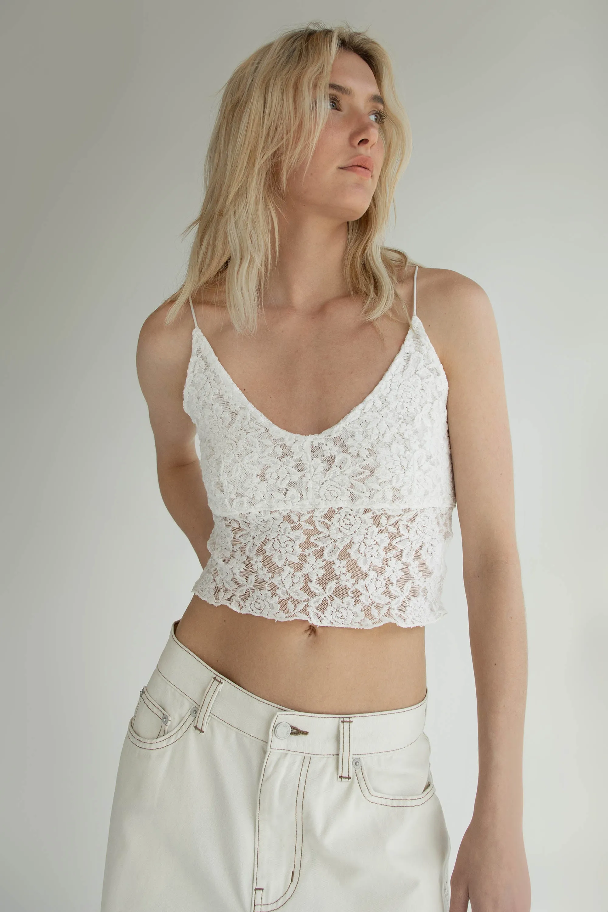 CROPPED LACE TANK TOP