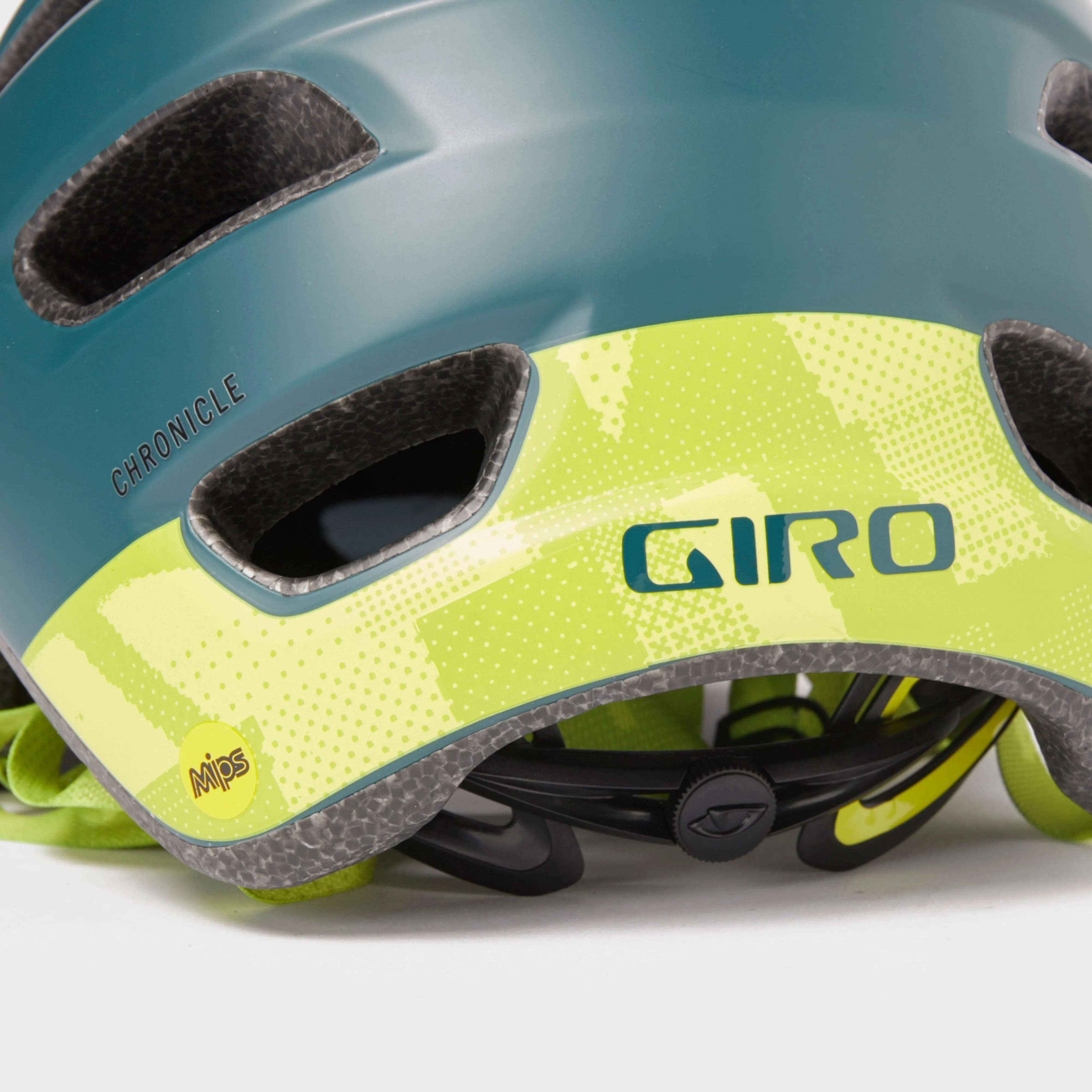 GIRO Chronicle MIPS Helmet | Ultimate Outdoors