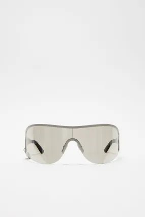 Metal frame sunglasses