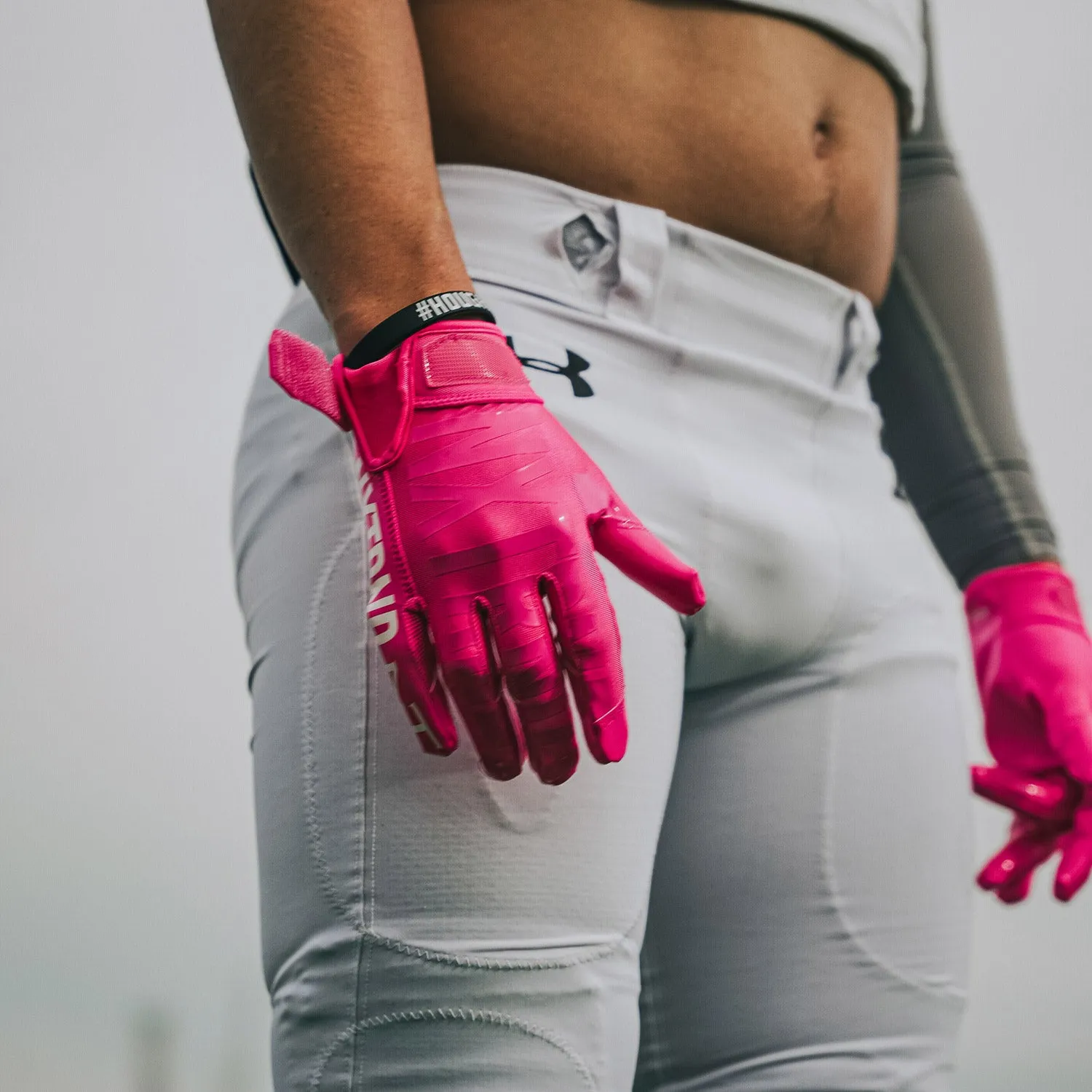 NXTRND G1 Football Gloves Pink