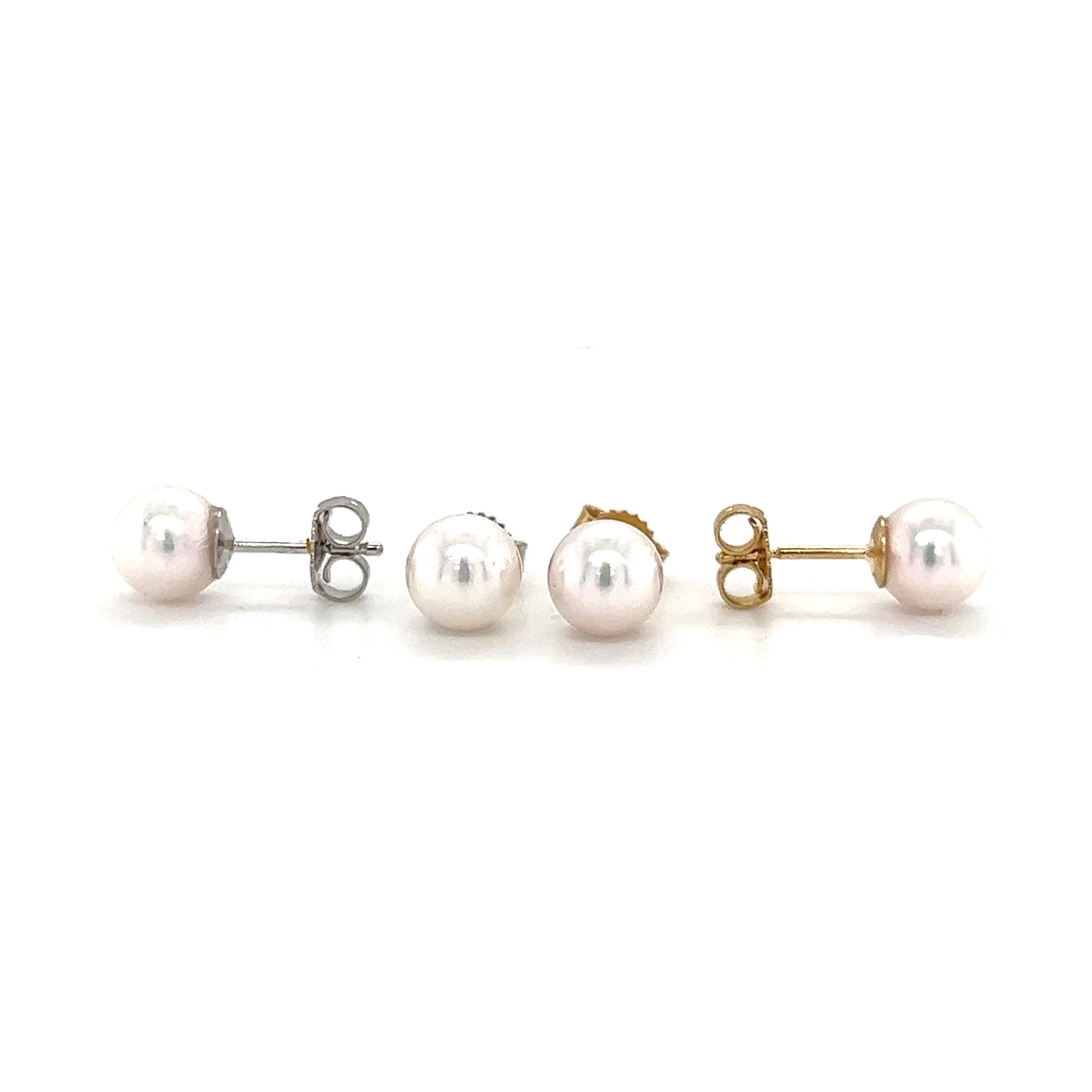 Pearl 6mm Stud Earrings in 14K Gold