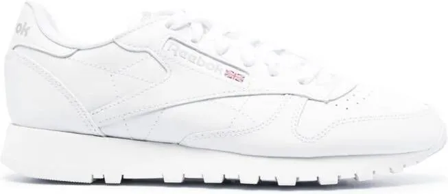 Reebok logo-patch low-top sneakers White