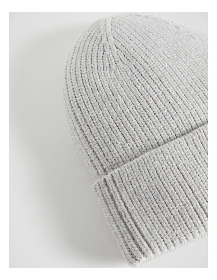 Rib Initial Beanie C in White