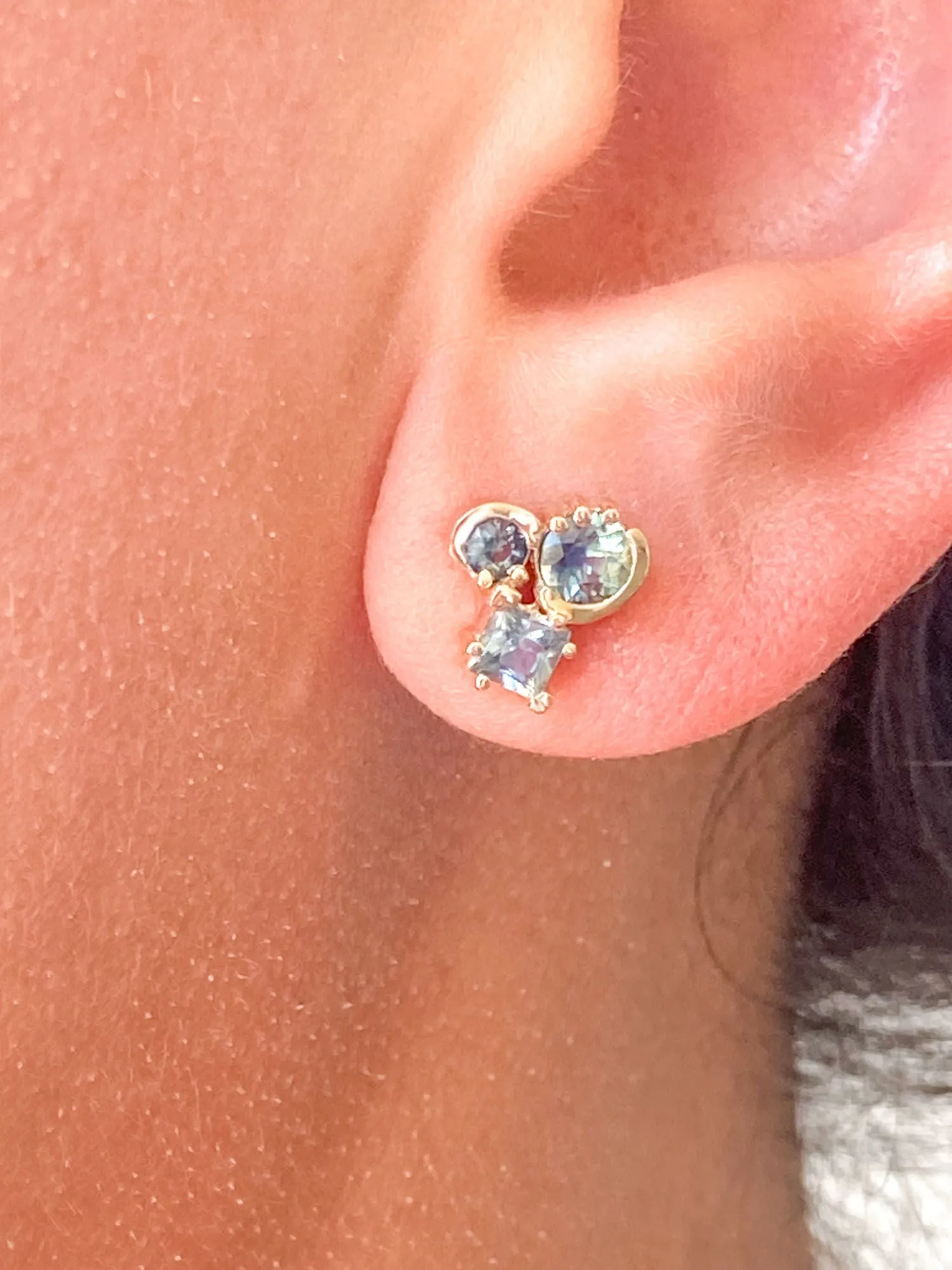 Teal Sapphire Cluster Earrings 14K Gold R3053